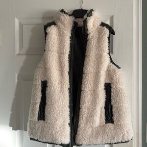 Reversible faux leather and Sherpa vest